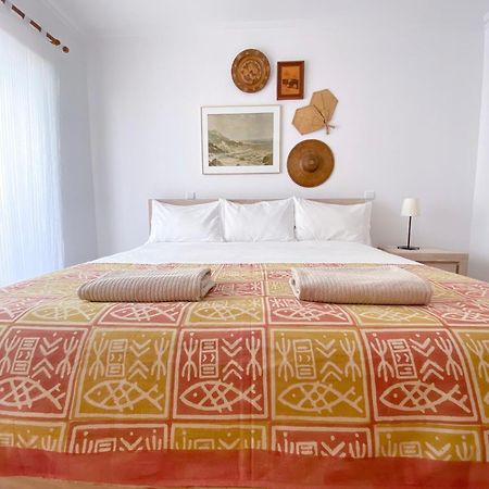 בורגאו Casa Lua Guesthouse מראה חיצוני תמונה
