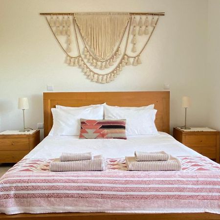 בורגאו Casa Lua Guesthouse מראה חיצוני תמונה